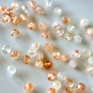 10粒売り｜サンストーン 2mm ラウンドカット